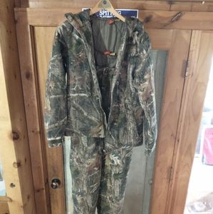 She Camo overalls and jacket hunting gear